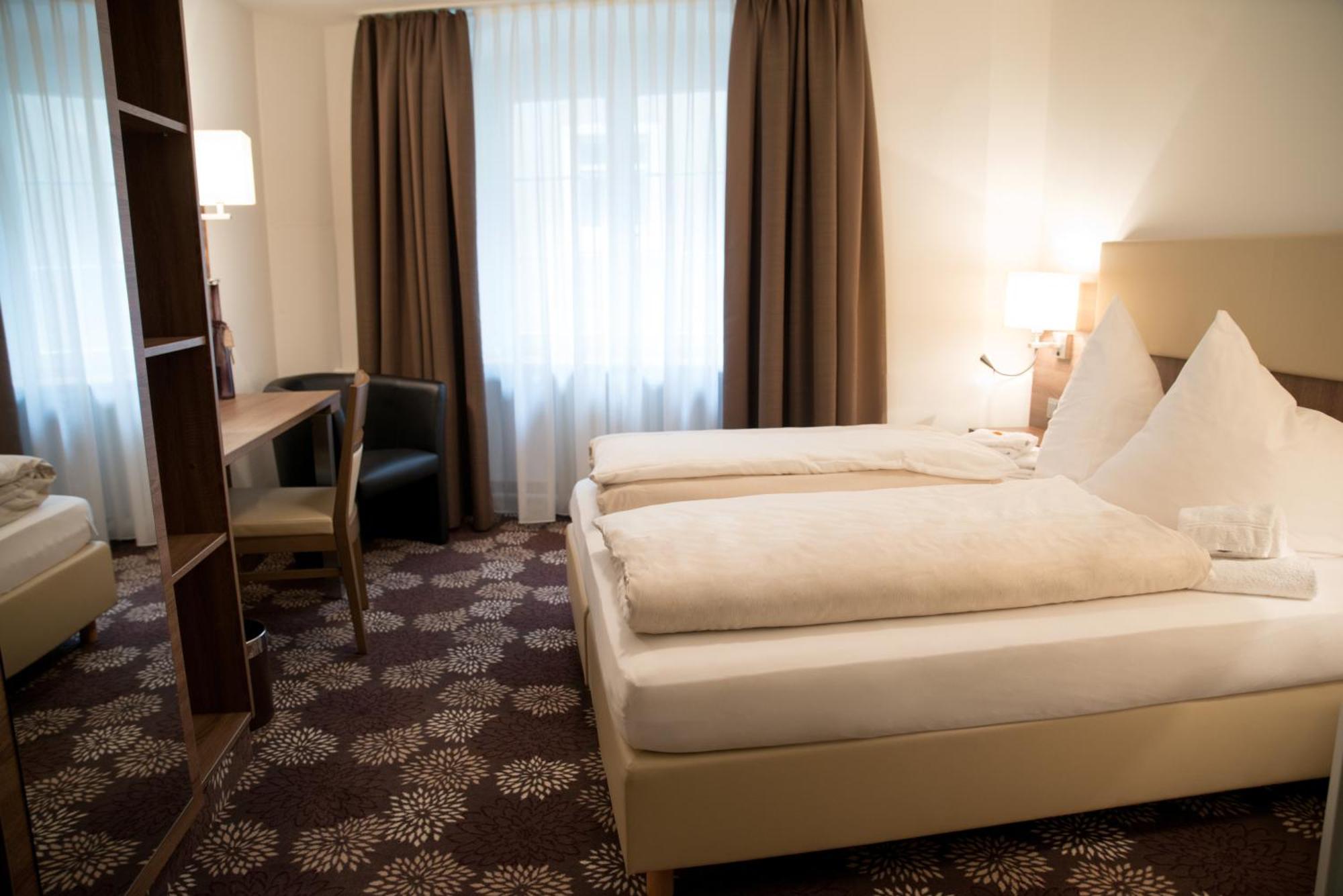Hotel Brutsches Rebstock Laufenburg Zimmer foto