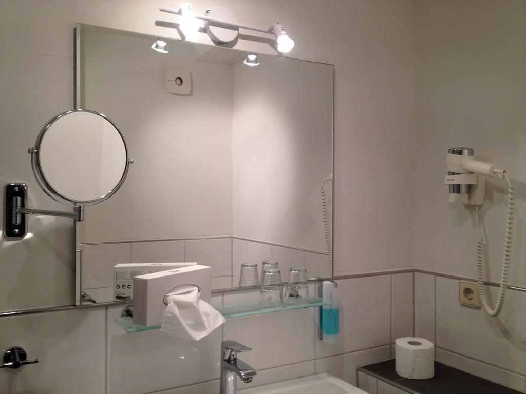 Hotel Brutsches Rebstock Laufenburg Zimmer foto